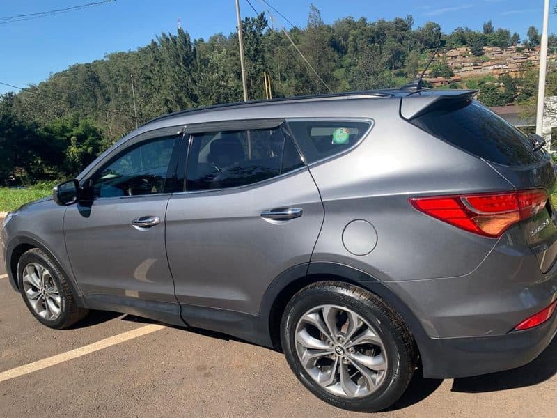 Hyundai SantaFe — RAG100V