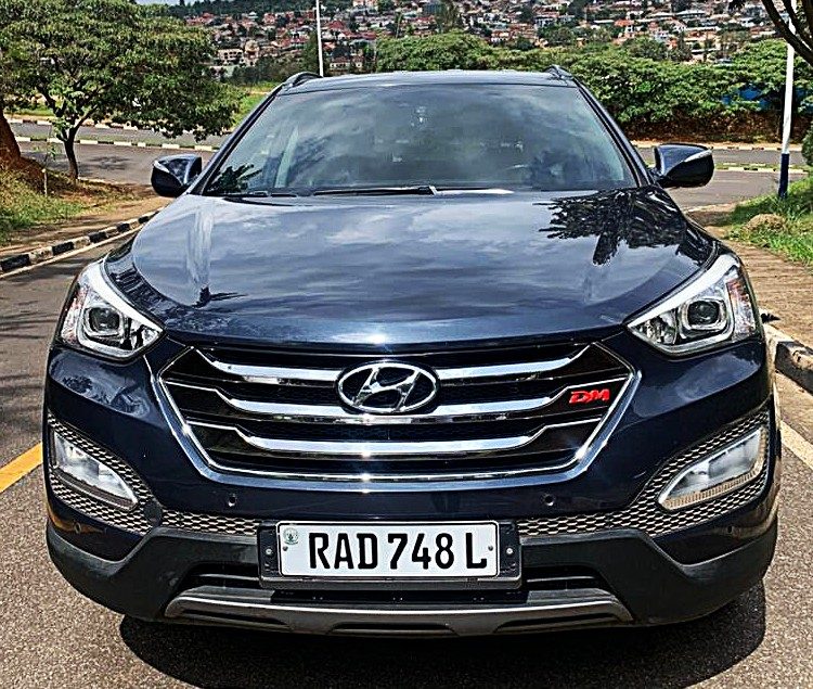 Hyundai SantaFe, plate RAD 748 L